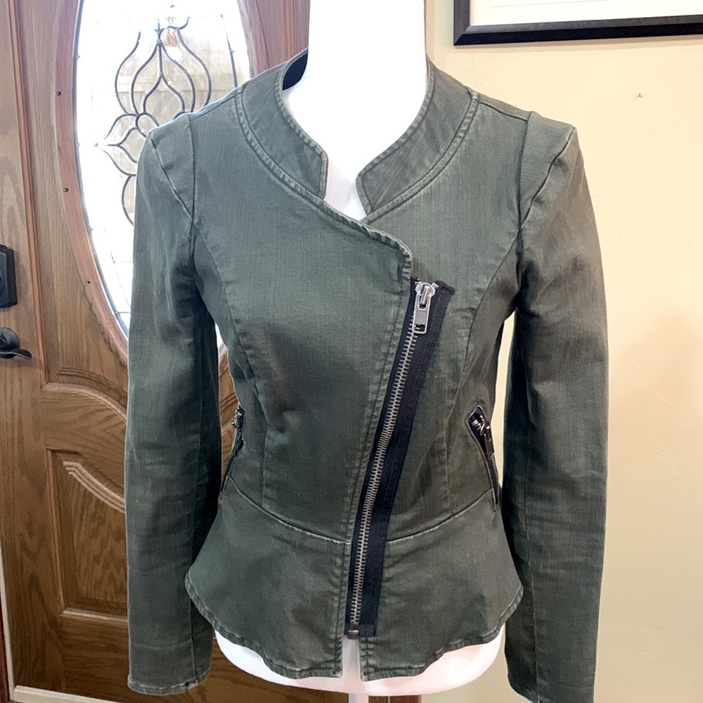Olive green denim fitted free people size 4 zipper jacket